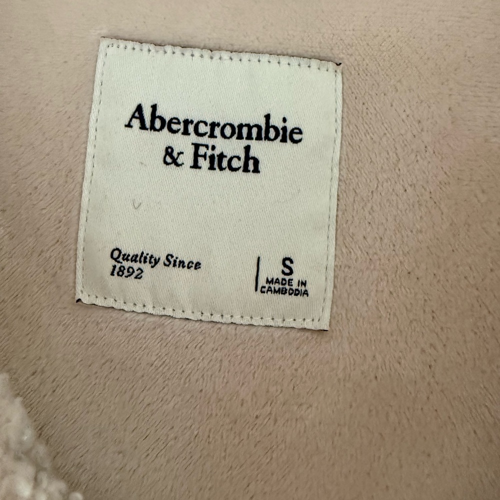 Abercrombie & Fitch Beige Sherpa Jacket - Picture 2 of 8